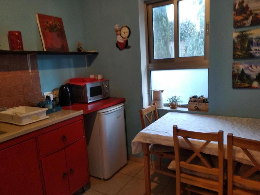 Ha'Bait Ba'Kfar Guesthouse Bruchim Qela' Alon ภายนอก รูปภาพ