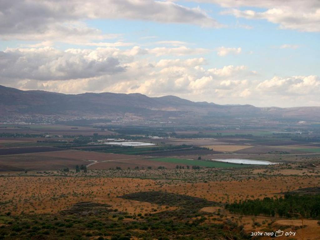 Ha'Bait Ba'Kfar Guesthouse Bruchim Qela' Alon ภายนอก รูปภาพ
